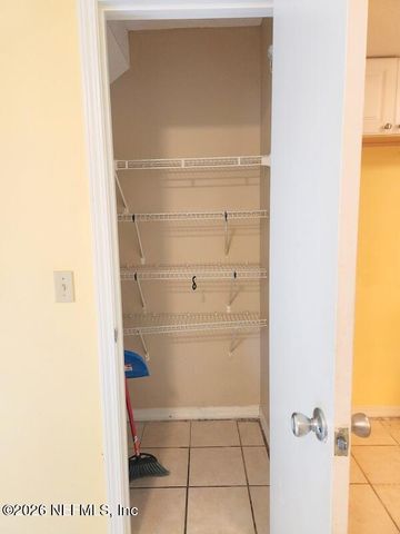 1004 DEFENDER Court W 1004, Jacksonville, FL 32233