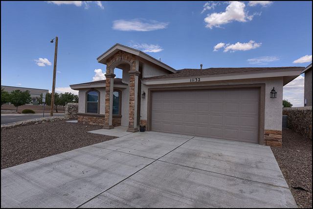 11132 BULLSEYE Street, El Paso, TX 79934