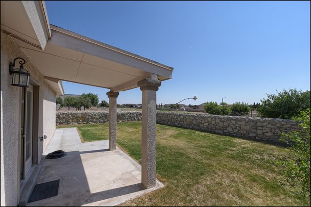 11132 BULLSEYE Street, El Paso, TX 79934