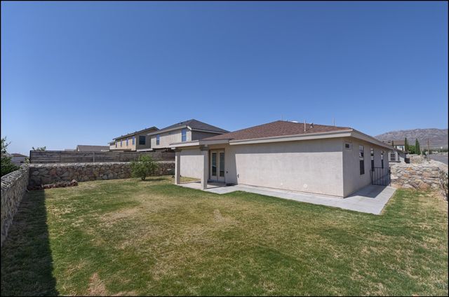 11132 BULLSEYE Street, El Paso, TX 79934