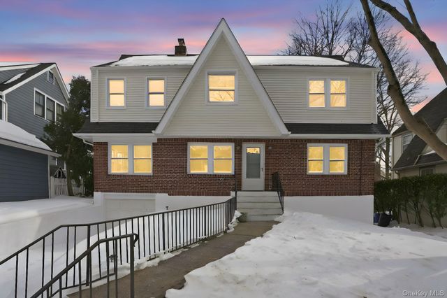 4 Pine Brook Drive, Larchmont, NY 10538