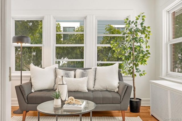 4 Pine Brook Drive, Larchmont, NY 10538