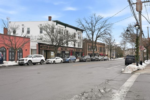 4 Pine Brook Drive, Larchmont, NY 10538