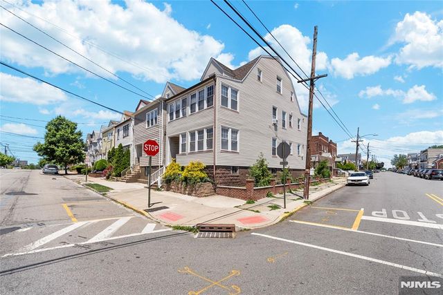105 Bergen Avenue, Kearny, NJ 07032