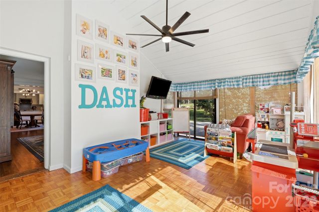 2201 Armstrong Park Drive, Gastonia, NC 28054