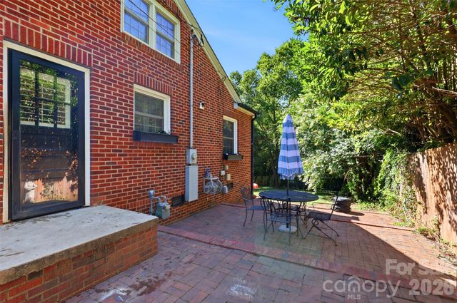 2201 Armstrong Park Drive, Gastonia, NC 28054