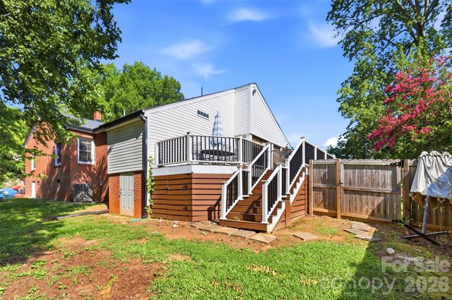 2201 Armstrong Park Drive, Gastonia, NC 28054