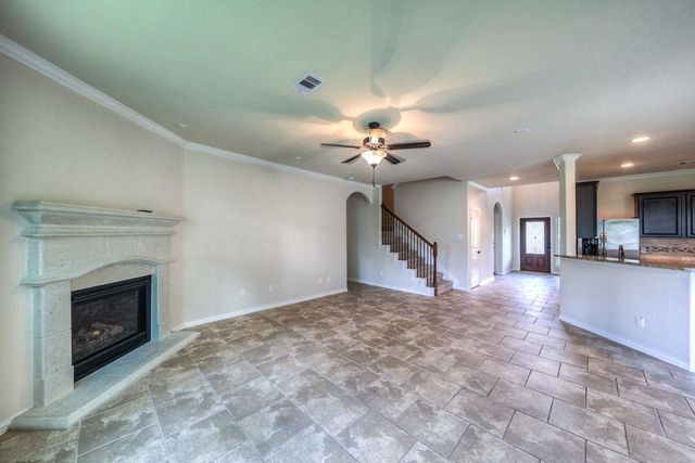 27 Sawbridge Circle, The Woodlands, TX 77389