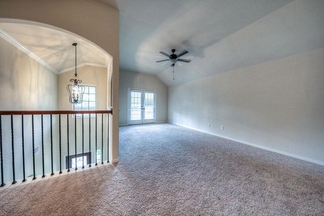 27 Sawbridge Circle, The Woodlands, TX 77389