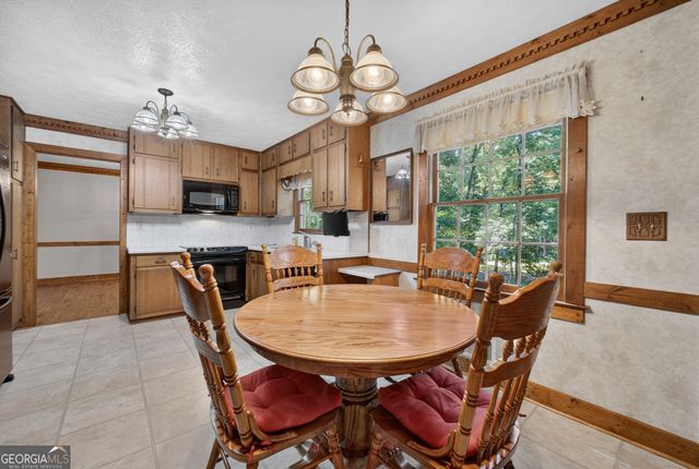 1656 Ramblewood Way, Snellville, GA 30078