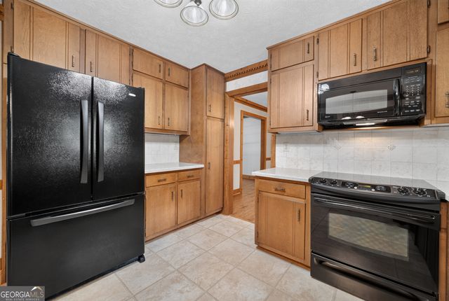 1656 Ramblewood Way, Snellville, GA 30078