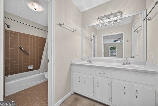 1656 Ramblewood Way, Snellville, GA 30078