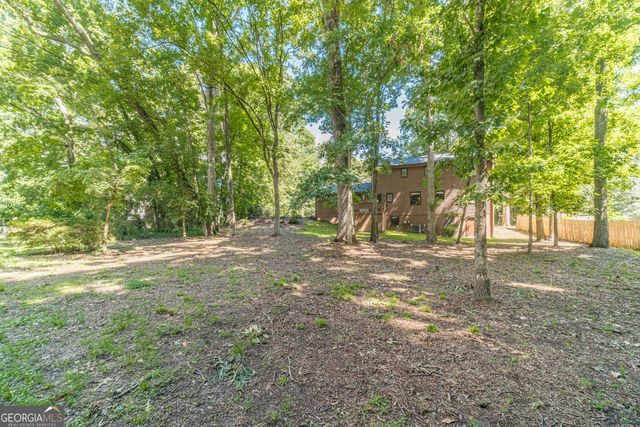1656 Ramblewood Way, Snellville, GA 30078