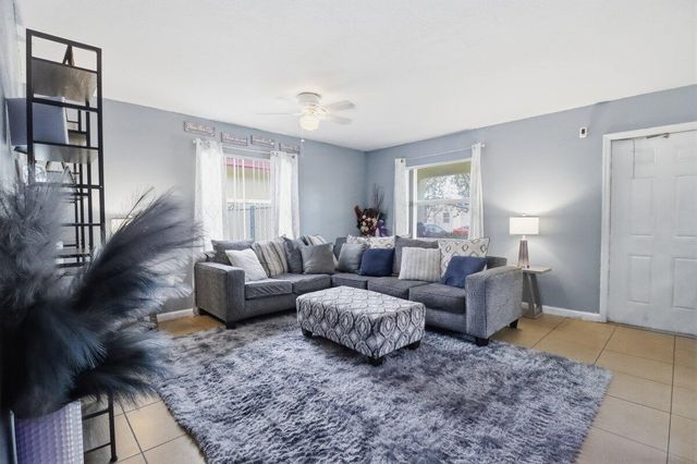 209 NE 35th Street, Oakland Park, FL 33334