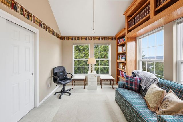 61 Canada Goose Drive, Hackettstown, NJ 07840