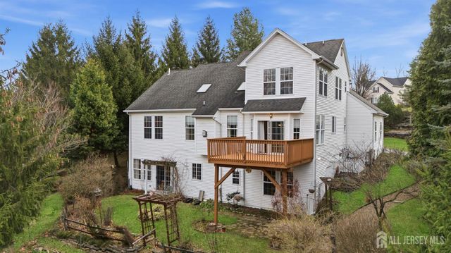 61 Canada Goose Drive, Hackettstown, NJ 07840