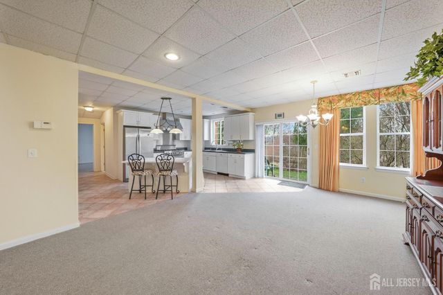 61 Canada Goose Drive, Hackettstown, NJ 07840