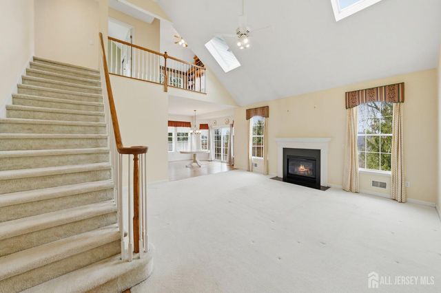 61 Canada Goose Drive, Hackettstown, NJ 07840