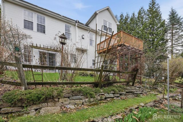 61 Canada Goose Drive, Hackettstown, NJ 07840