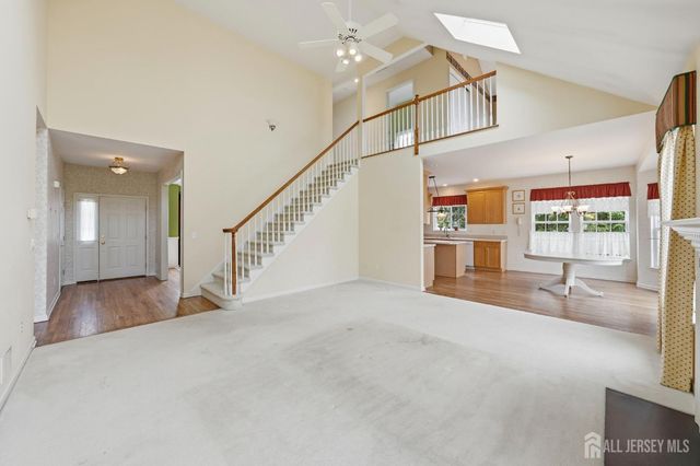 61 Canada Goose Drive, Hackettstown, NJ 07840