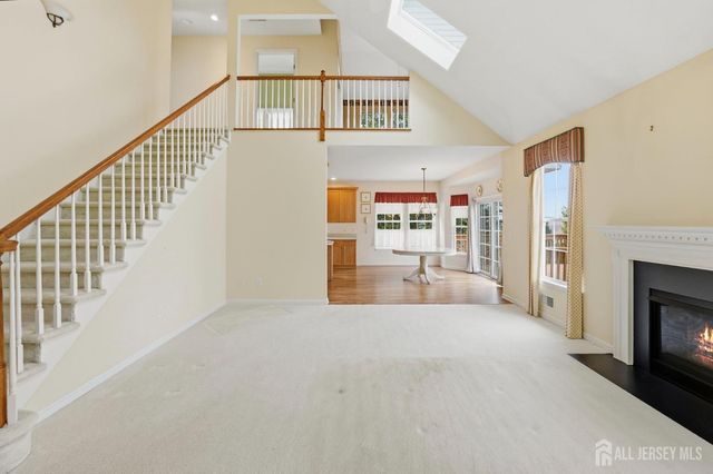 61 Canada Goose Drive, Hackettstown, NJ 07840