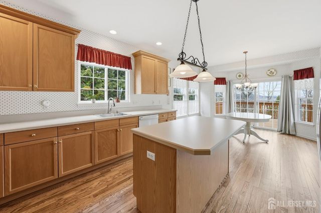 61 Canada Goose Drive, Hackettstown, NJ 07840