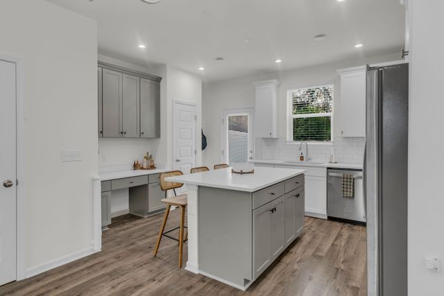 5125 Dayflower Dr, Hermitage, TN 37076