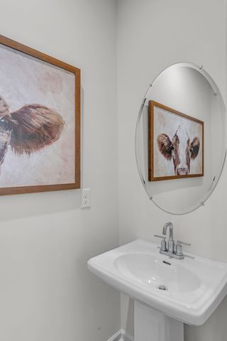 5125 Dayflower Dr, Hermitage, TN 37076