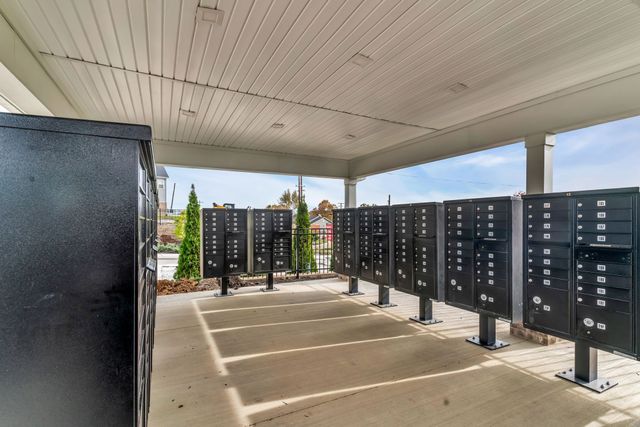 5125 Dayflower Dr, Hermitage, TN 37076