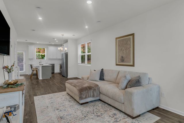 5125 Dayflower Dr, Hermitage, TN 37076