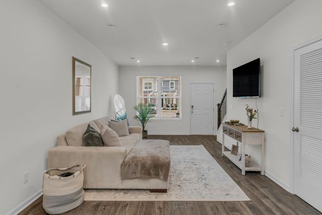 5125 Dayflower Dr, Hermitage, TN 37076