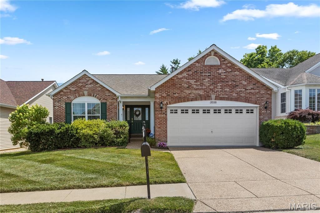 2038 Hawks Landing Drive, Lake St Louis, MO 63367