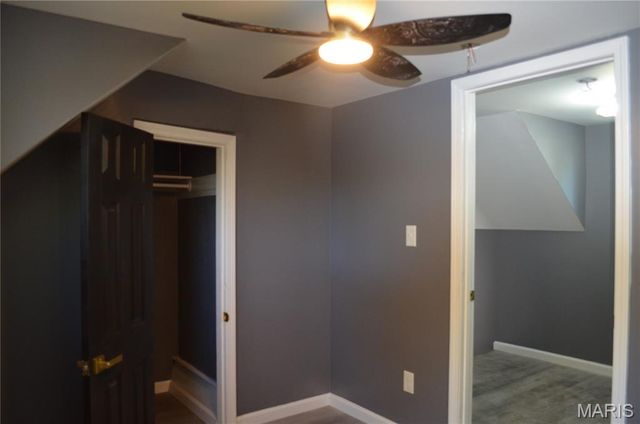 5381 Bermuda Drive, St Louis, MO 63121