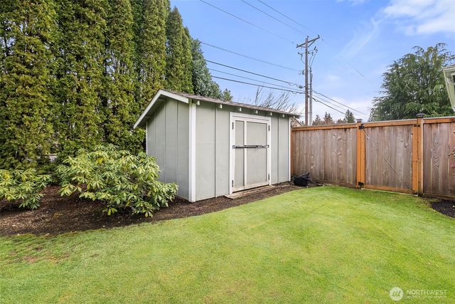 7503 51st Street W, University Place, WA 98467