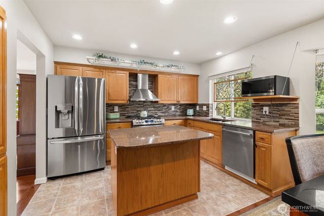 7503 51st Street W, University Place, WA 98467