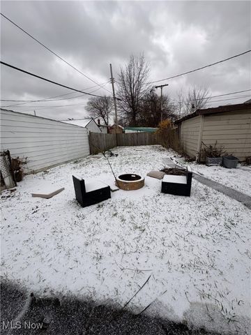 930 Wayside Road, Cleveland, OH 44110