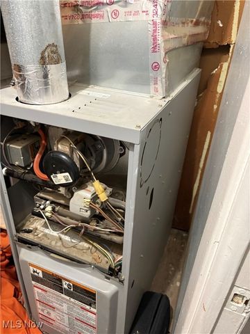 930 Wayside Road, Cleveland, OH 44110