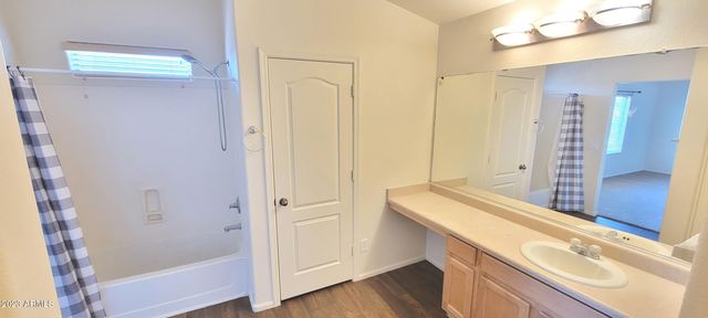 306 W HEREFORD Drive, San Tan Valley, AZ 85143