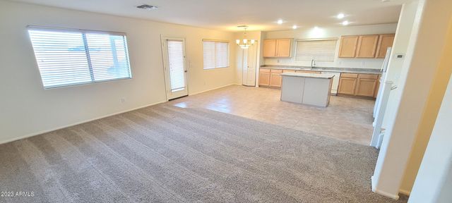 306 W HEREFORD Drive, San Tan Valley, AZ 85143