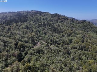 Campbell Rd, Brookings, OR 97415