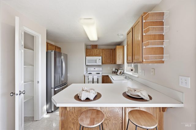 2288 N Linda Vista Pl, Boise, ID 83704