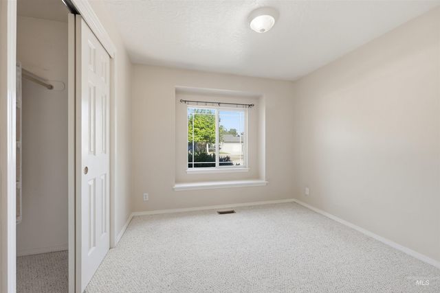2288 N Linda Vista Pl, Boise, ID 83704