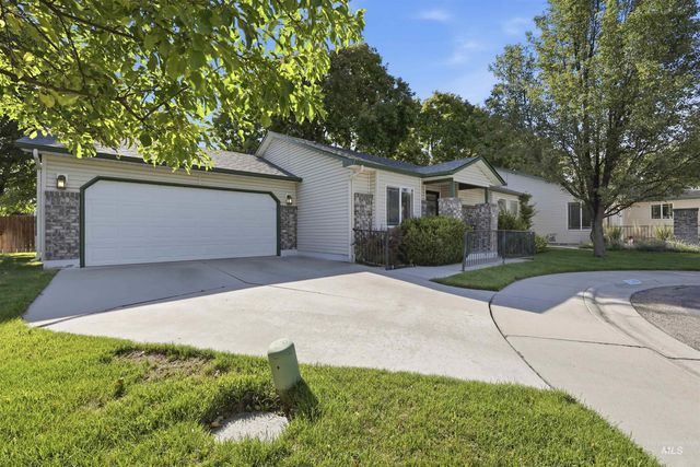 2288 N Linda Vista Pl, Boise, ID 83704