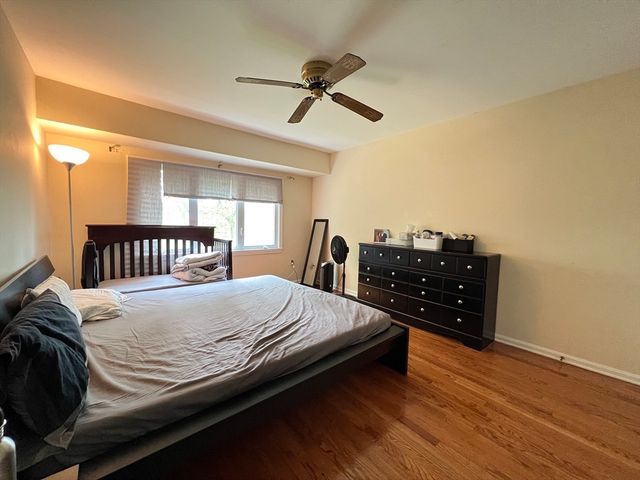92 Fifer Ln 92, Lexington, MA 02420
