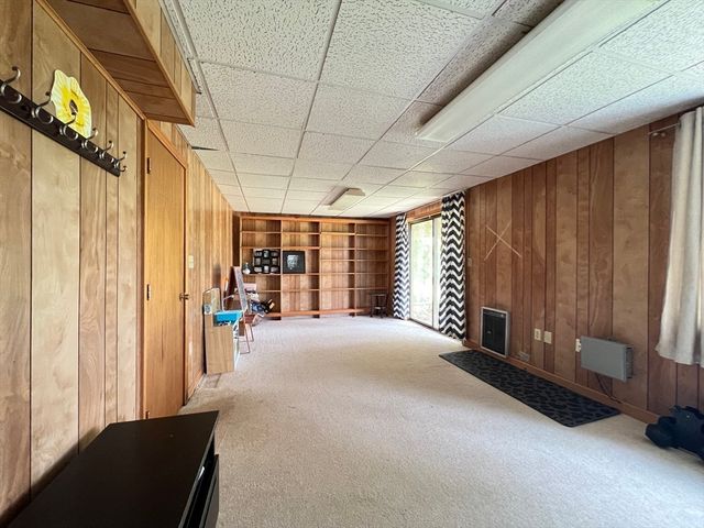 92 Fifer Ln 92, Lexington, MA 02420