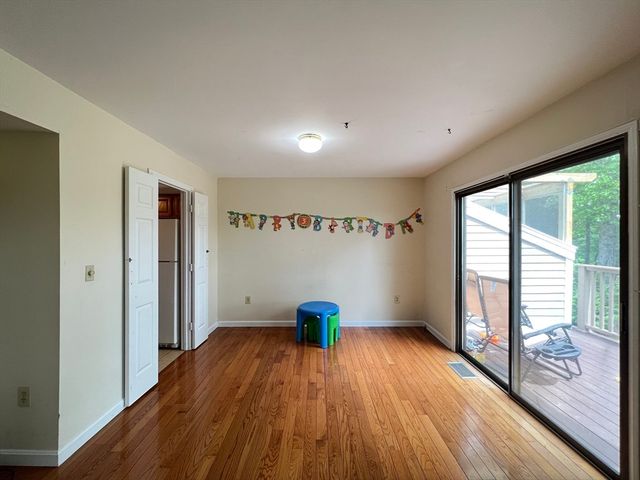 92 Fifer Ln 92, Lexington, MA 02420