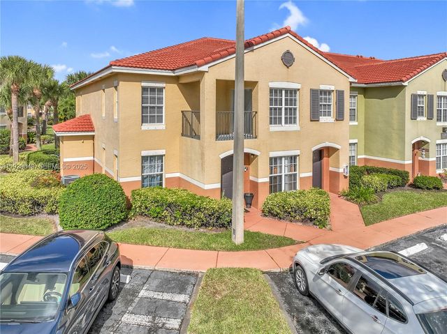 10288 Fox Trail Rd S 302, Royal Palm Beach, FL 33411