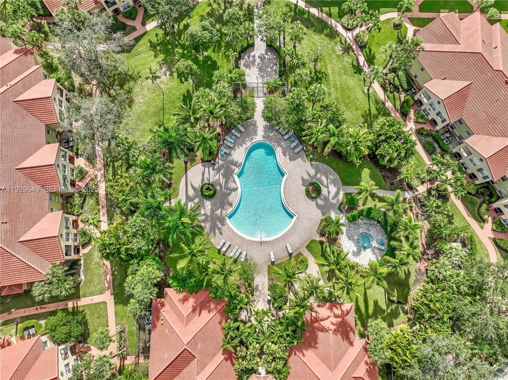 Image 41 of property listing at 10288 Fox Trail Rd S 302, Royal Palm Beach, FL 33411