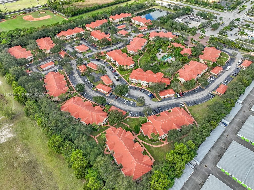 Image 44 of property listing at 10288 Fox Trail Rd S 302, Royal Palm Beach, FL 33411