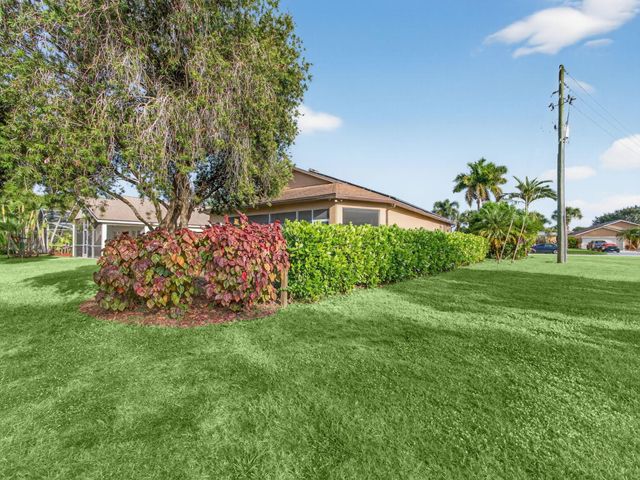 8946 SW Fishermans Wharf Drive, Stuart, FL 34997